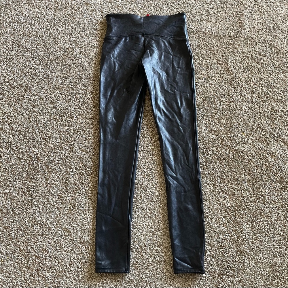 Spanx Faux Leather Leggings Women’s M Black Moto Shiny Textured Skinny 2437 - Picture 8 of 14
